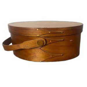 Shaker Workshops Vintage Oval Bentwood Carrier Box w/ Spool Insert Cherry USA